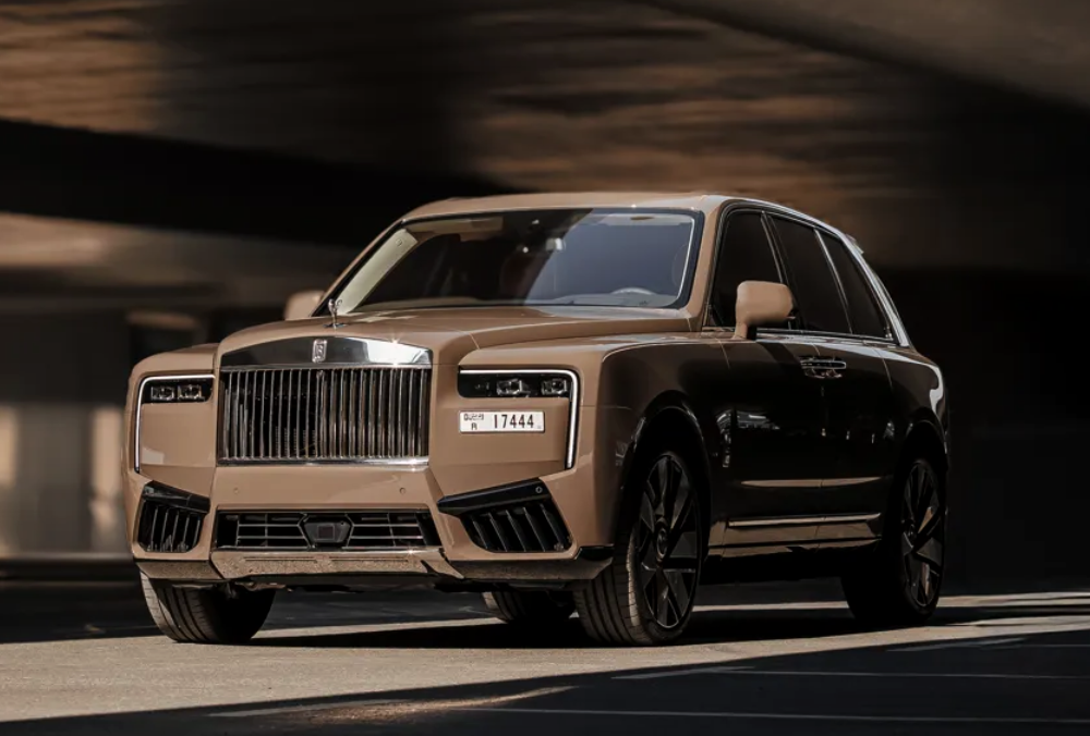rolls-royce-cullinan-rental-dubai